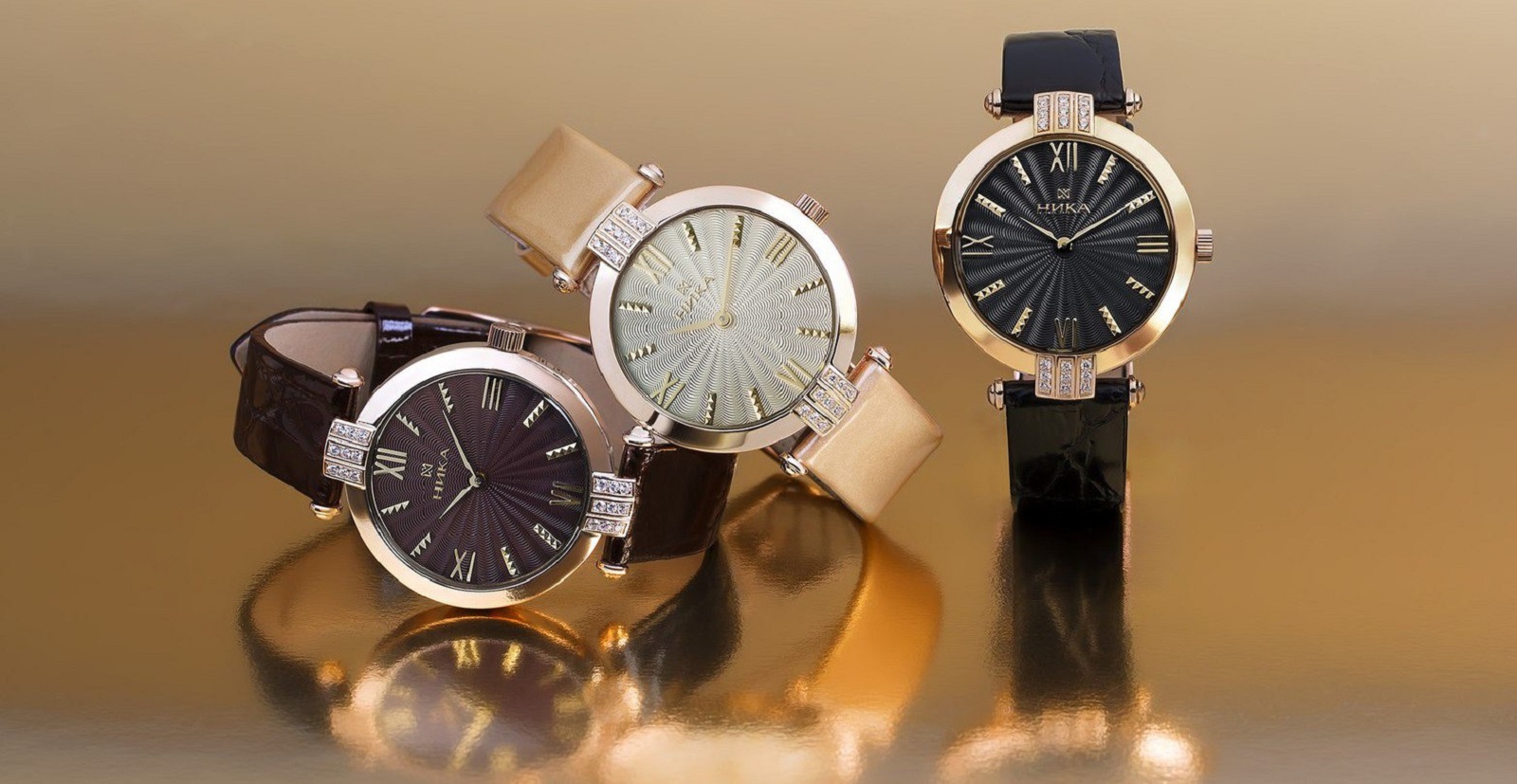 Buy a gold mechanical watch in an online store